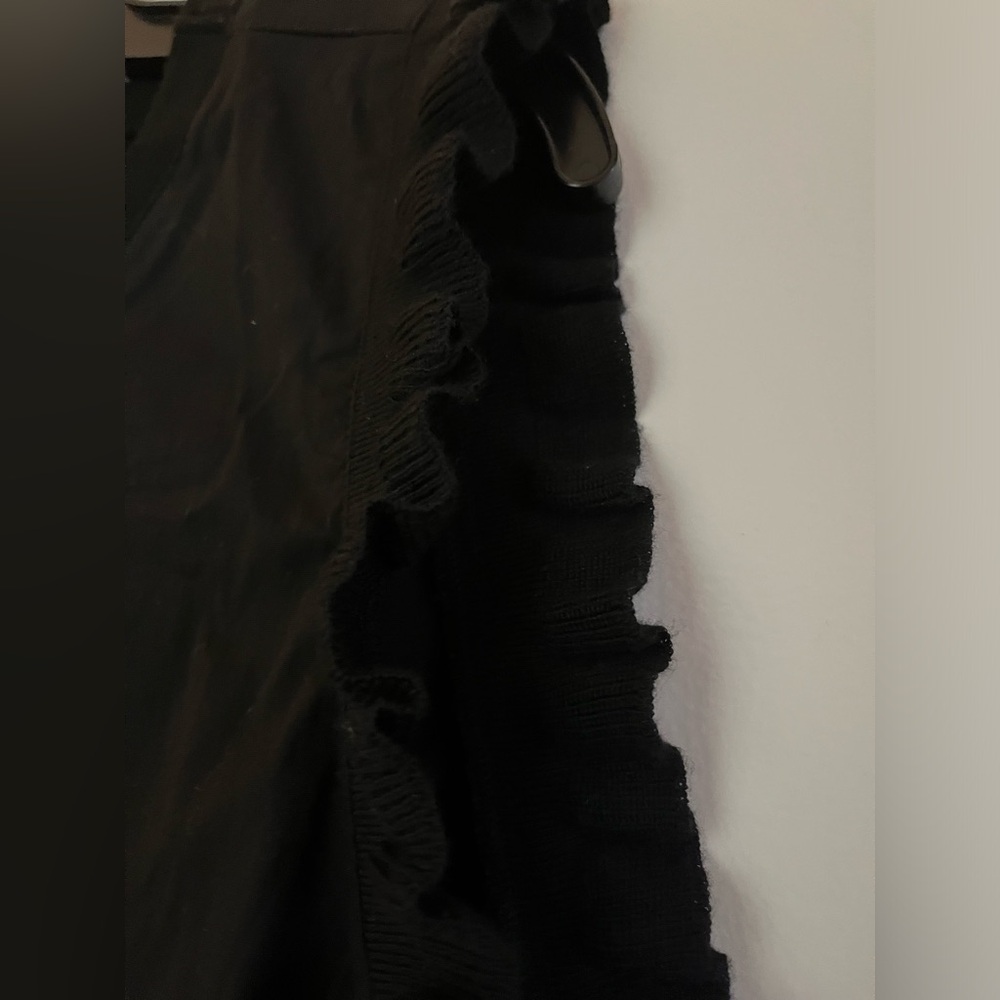 Ribbon Ruffle Poplin Top - Picture 4 of 11
